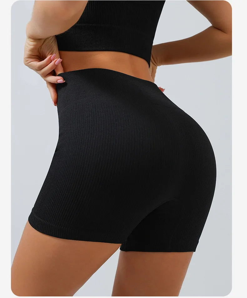 Breathable Seamless Yoga Set: Quick-Dry 2-Piece Workout Outfit - FigureVerse