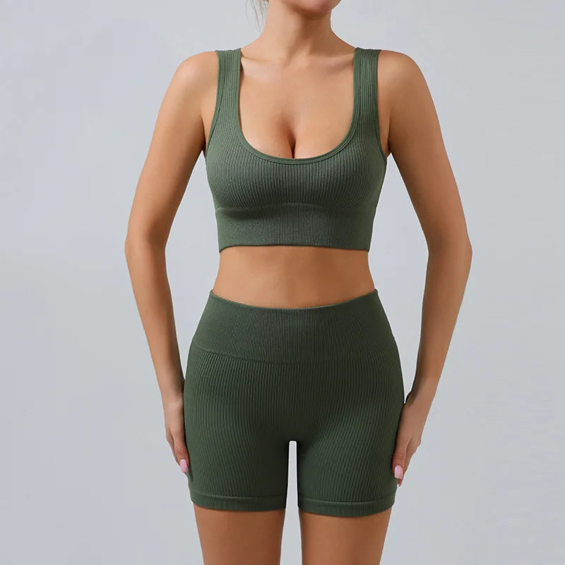 Breathable Seamless Yoga Set: Quick-Dry 2-Piece Workout Outfit - FigureVerse