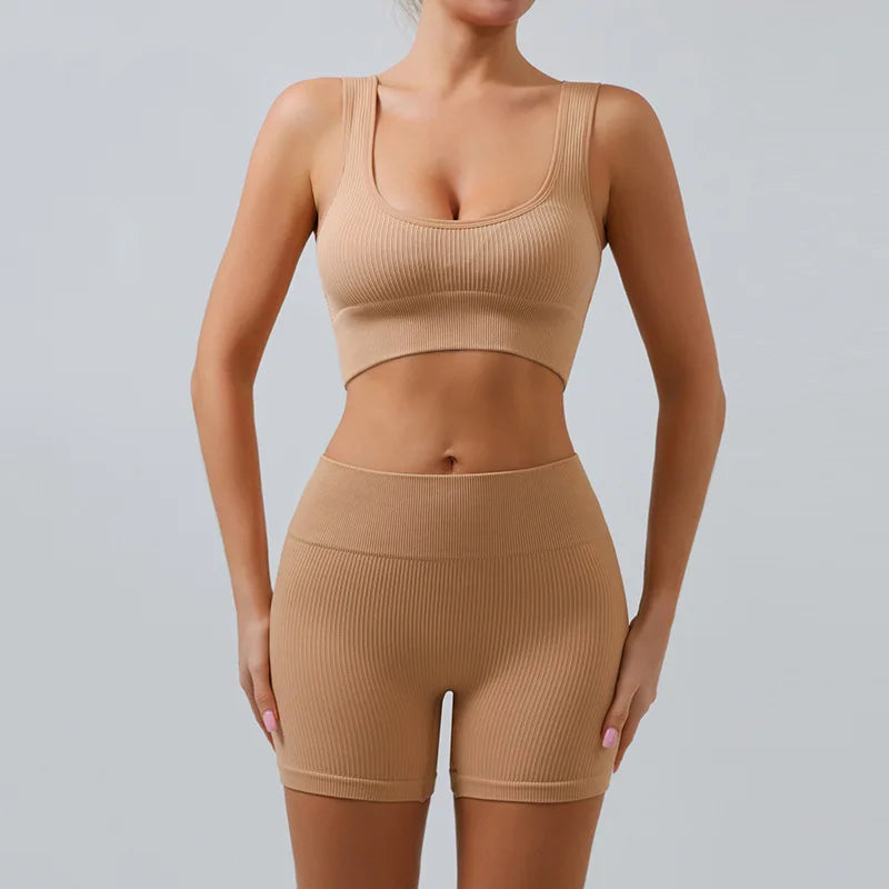 Breathable Seamless Yoga Set: Quick-Dry 2-Piece Workout Outfit - FigureVerse