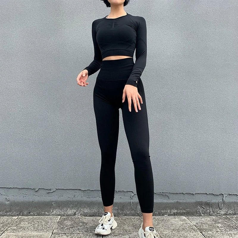 Seamless Women's Yoga Set: Breathable Quick-Dry Crop & Leggings - FigureVerse