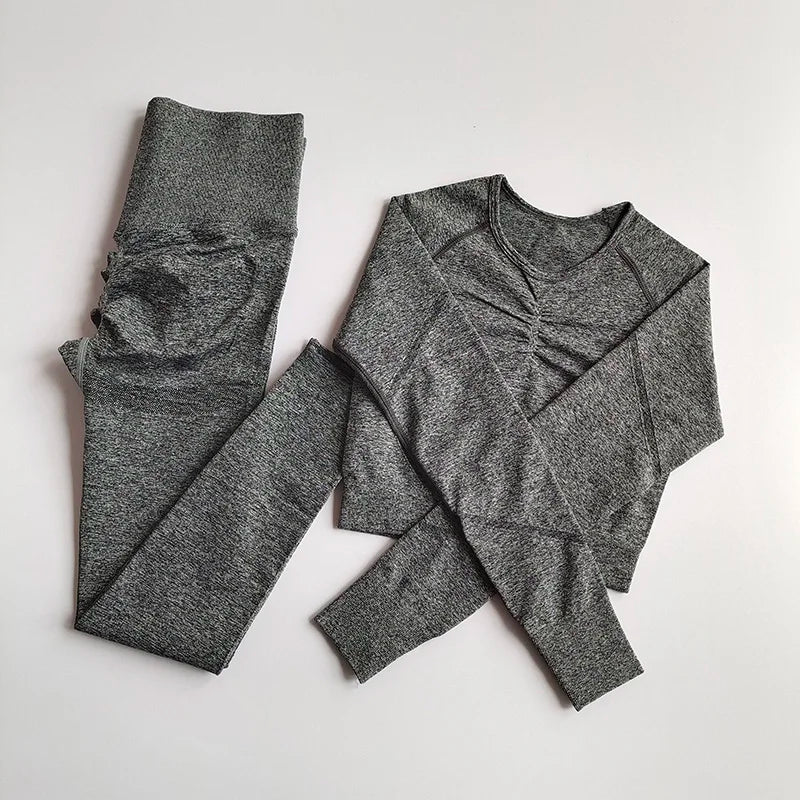 Seamless Women's Yoga Set: Breathable Quick-Dry Crop & Leggings - FigureVerse