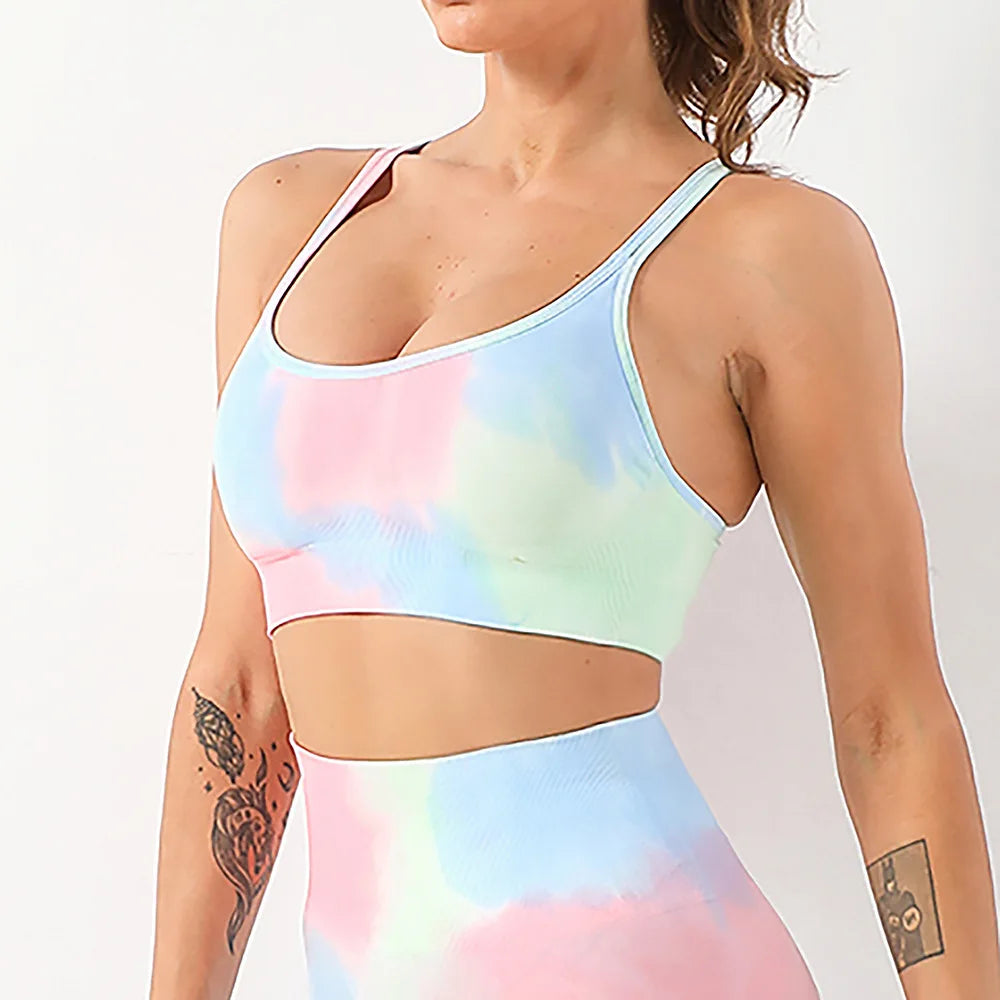 Women's Geometric Yoga Set - Quick Dry, Eco-Friendly Spandex - FigureVerse